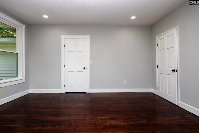 Building Photo - 3715 Palmetto Ave