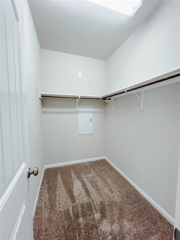Building Photo - 7220 Wyoming Springs Dr