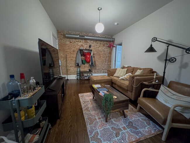 Building Photo - 1618 Spruce St