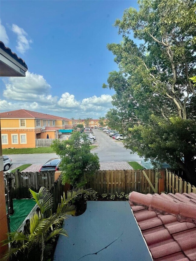 Building Photo - 24343 SW 109th Ave