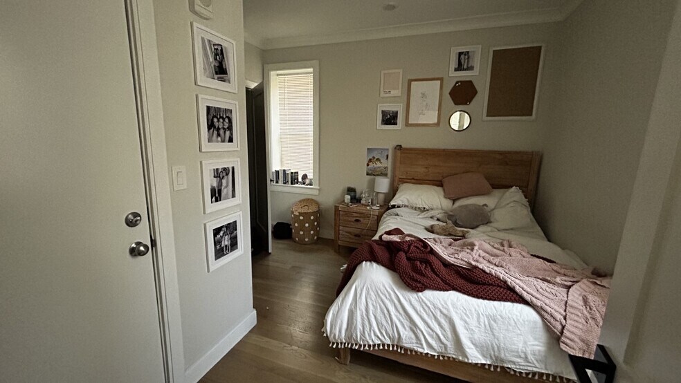 Building Photo - 47 Englewood Ave