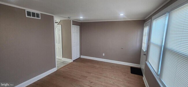 Building Photo - 7915 Eastdale Rd