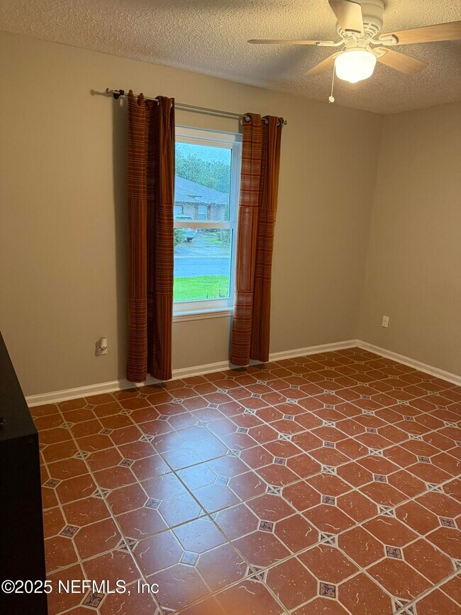 Building Photo - 1494 Blues Creek Dr