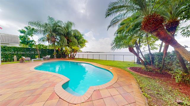 Building Photo - 5092 SW 173rd Ave