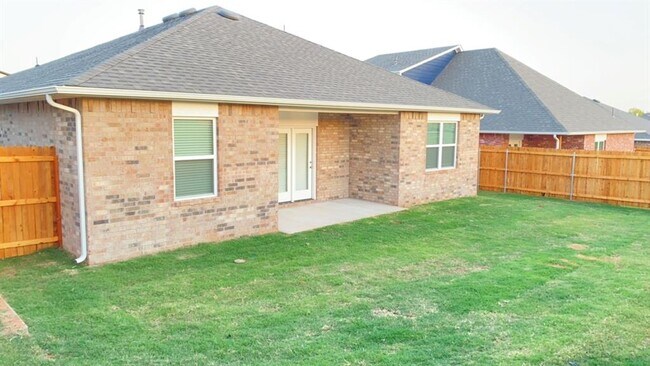Building Photo - 12429 Ride Ave