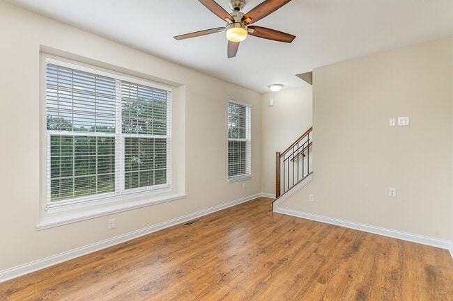 Building Photo - 489 S Arlington Rd