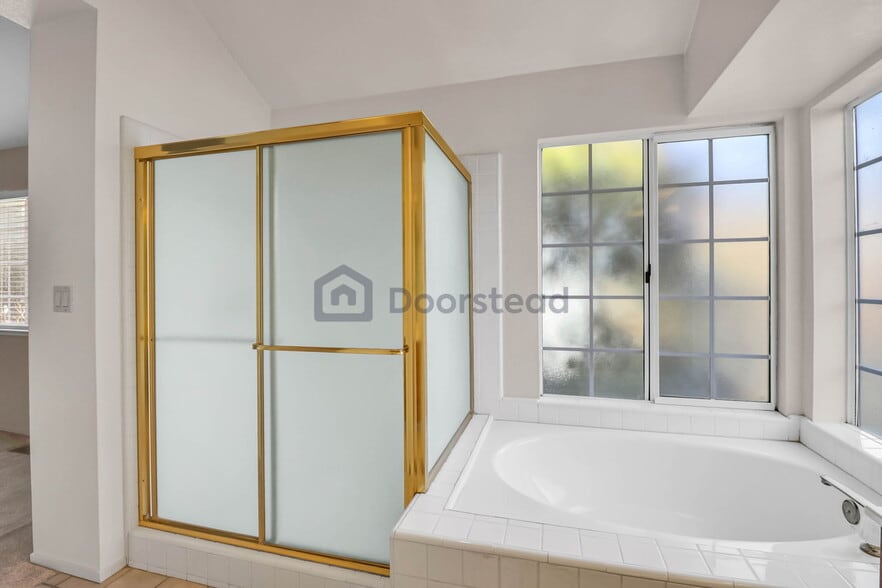 Building Photo - 2639 Heritage Park Cir