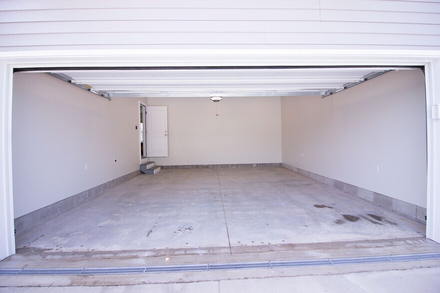 Building Photo - 3510 Old Berwick Rd