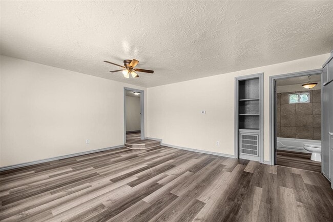Building Photo - 508 SW 19th St