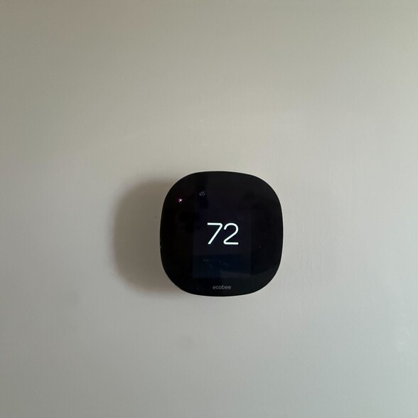 Building Photo - 10610 State Rte 762