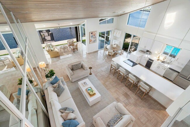 Building Photo - 6110 N Ocean Blvd