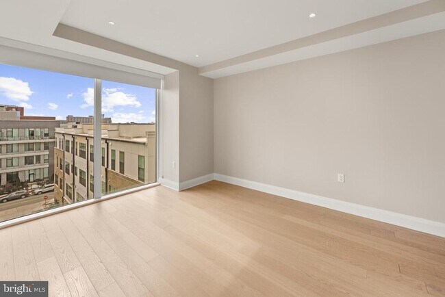 Building Photo - 925 N Fairfax St