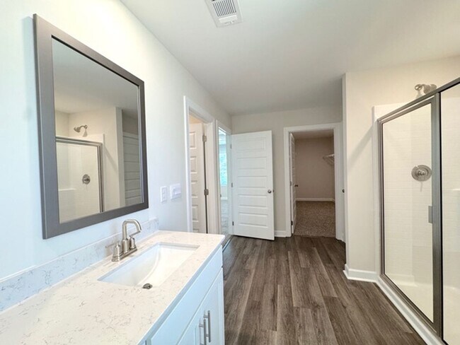 Building Photo - Just Built Beautiful comfortable, open con...