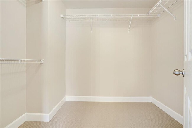 Building Photo - 2574 Dogwood Pond Rd