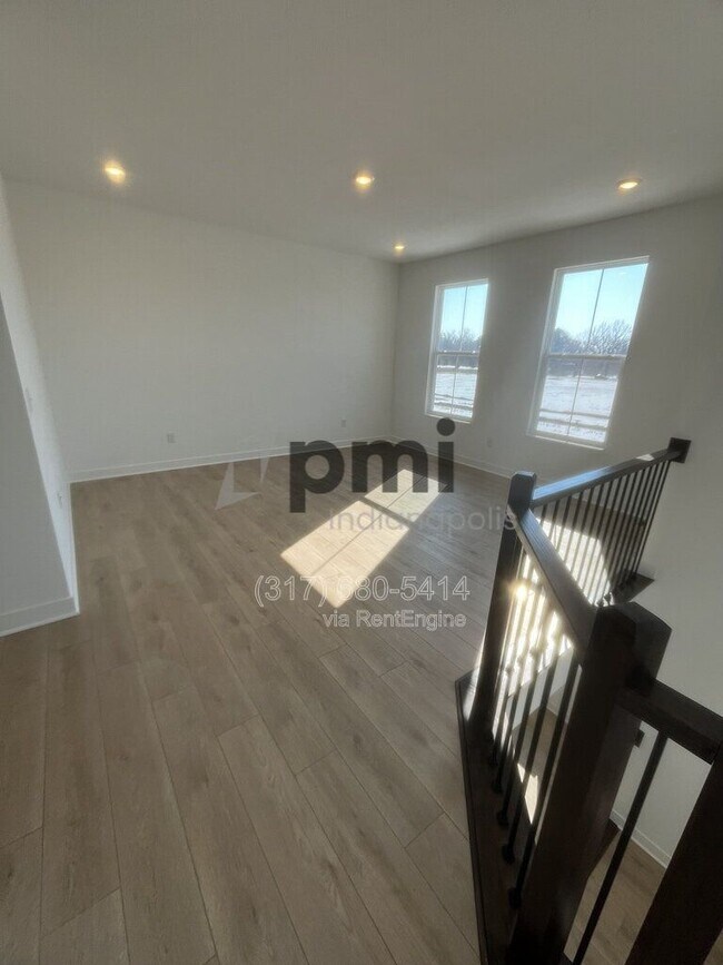 Building Photo - 4895 Gilet Dr