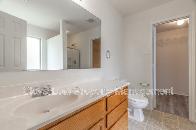 Building Photo - 12411 Penny Royale