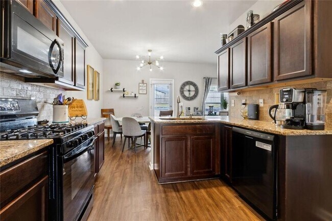 Building Photo - 151 Humphry Ct