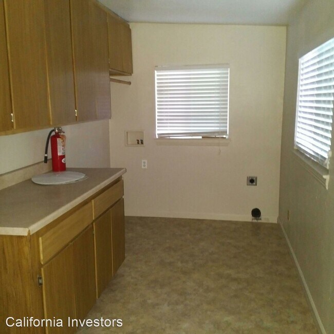 Building Photo - 3 br, 2 bath House - 11435 Edgewood Road