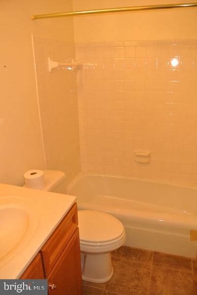 Building Photo - 421 Park Hills Dr