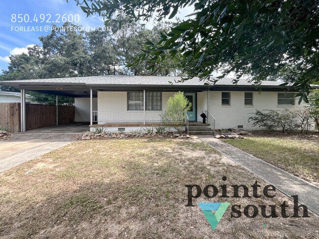 Primary Photo - 5807 Aurora Ave