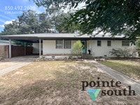 Building Photo - 5807 Aurora Ave