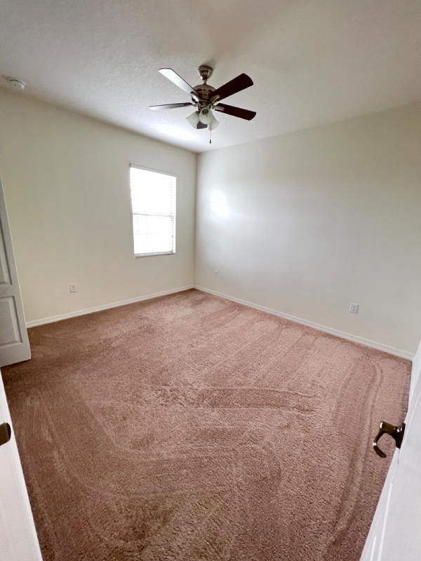 Building Photo - 416 Red Rose Ln