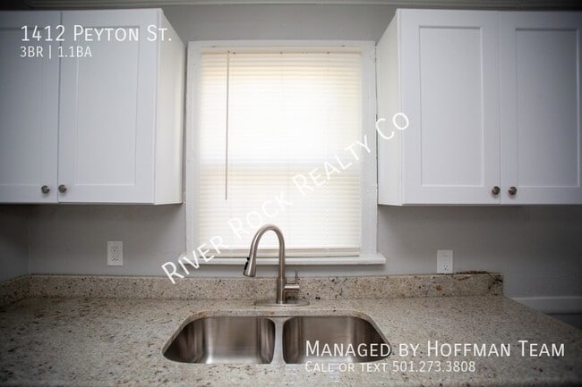 Building Photo - 1412 Peyton St
