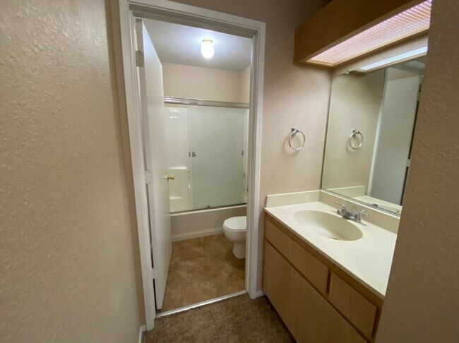 Building Photo - Tuscany Place Triplex