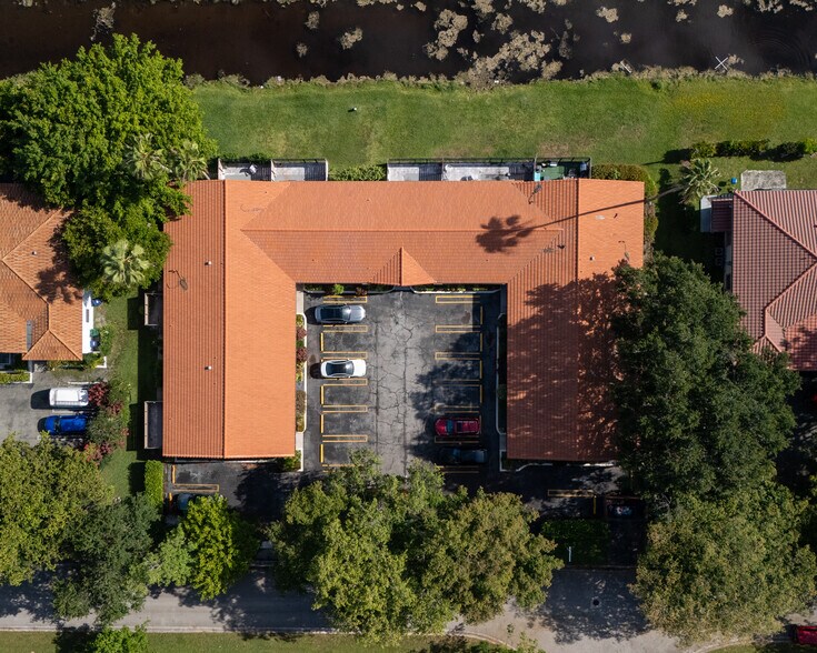 Building Photo - 10911 NW 45th St