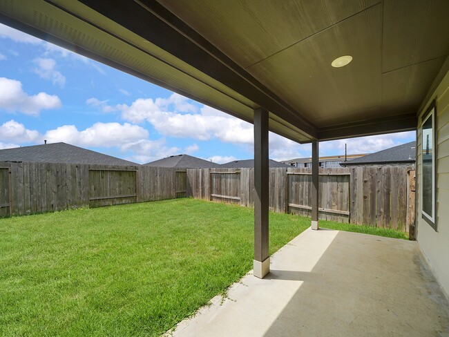 Building Photo - 29511 Ella Larchmont Ct