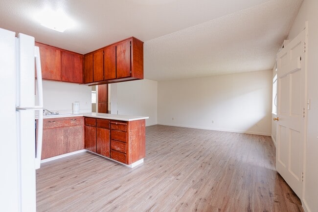 Building Photo - 1220 Fairview Dr