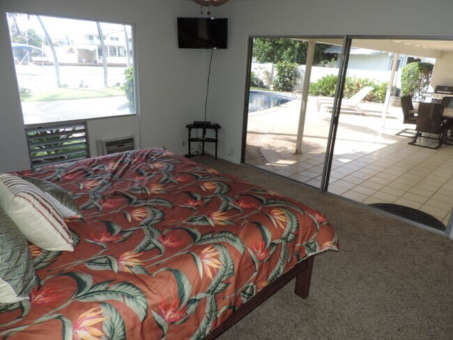 Building Photo - 553 Kumukahi Pl