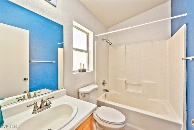 Building Photo - 6451 Saddle Up Ave