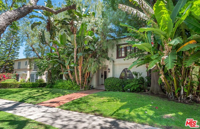Primary Photo - 340 N Oakhurst Dr