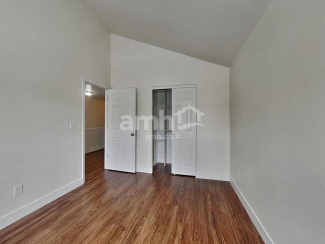 Building Photo - 1318 SW 176th Ter