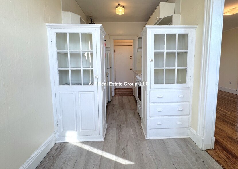 Building Photo - 28 Quint Ave