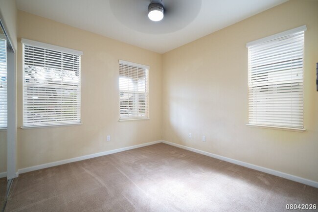 Building Photo - 5 Bed 3 Bath in Ka Makana at Hoakalei