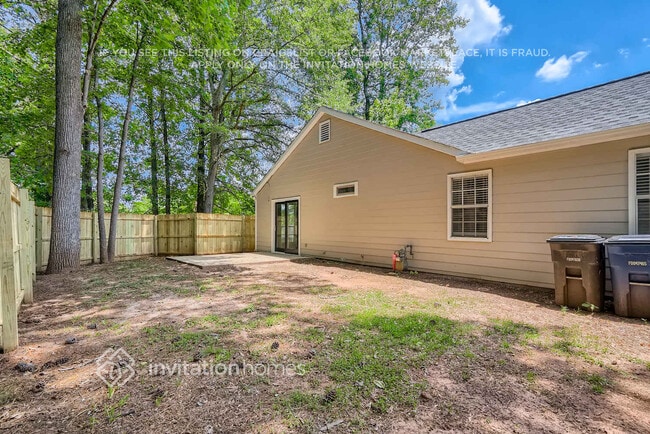 Building Photo - 7470 Hunters Ridge Dr