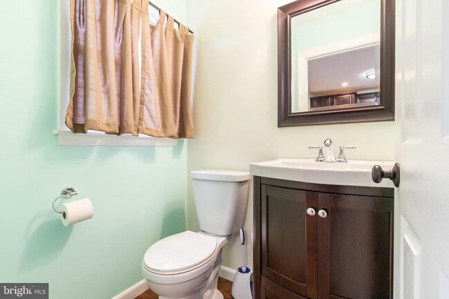 Building Photo - 1209 Brown St