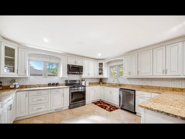 Building Photo - 14926 Wilco Dr
