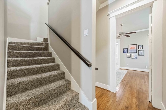 Building Photo - 1006 Enid St