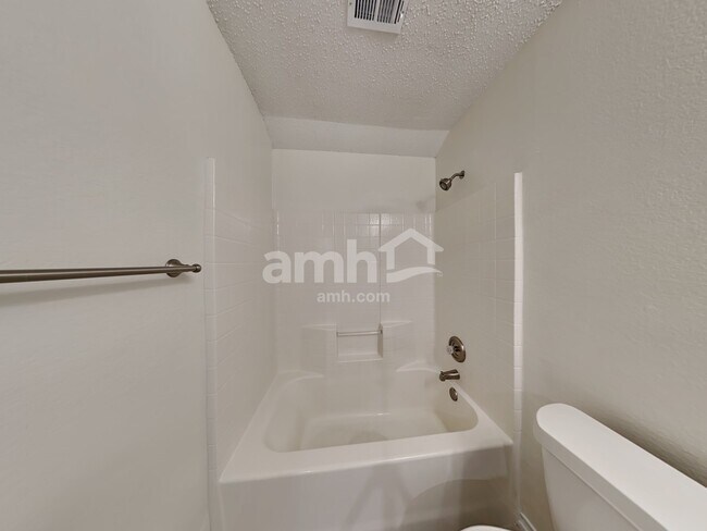 Building Photo - 1041 McKavett Dr