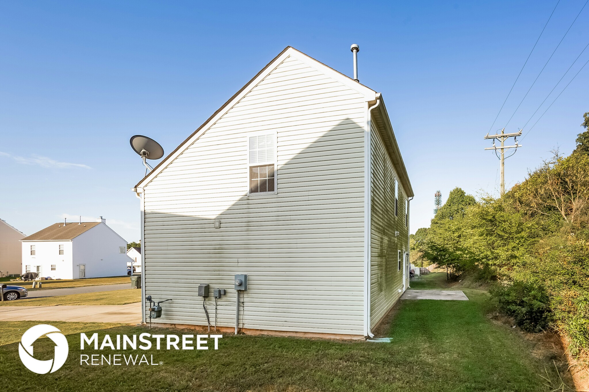 Building Photo - 1486 Kindred Cir NW