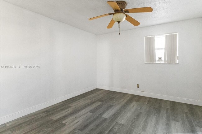 Building Photo - 3521 NW 18th Pl