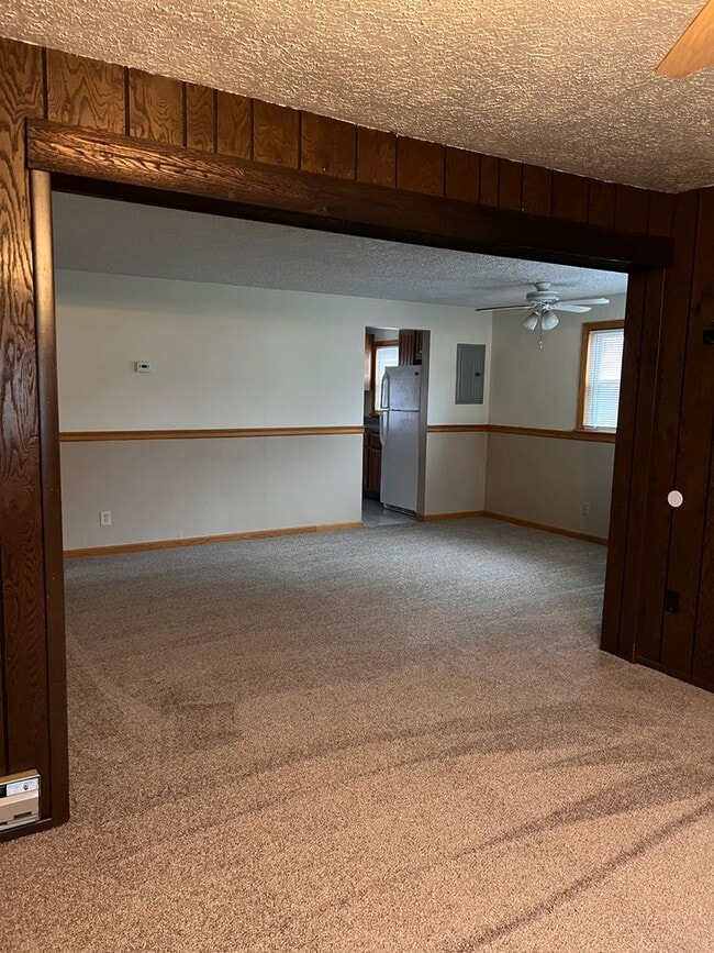 Building Photo - 155 N Roanoke Ave