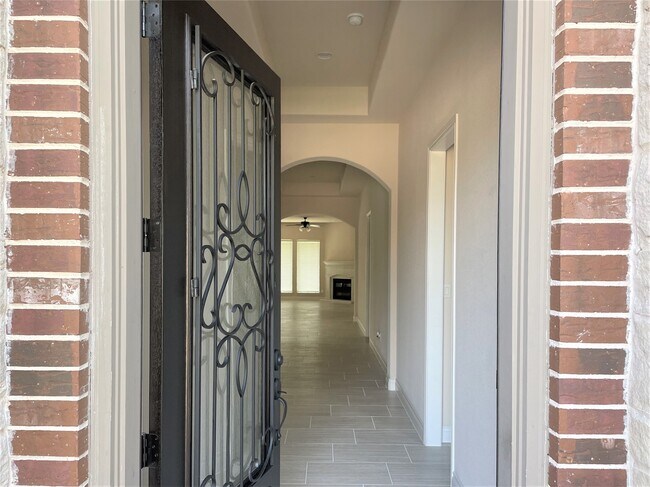 Building Photo - 10811 Croftmore Dr