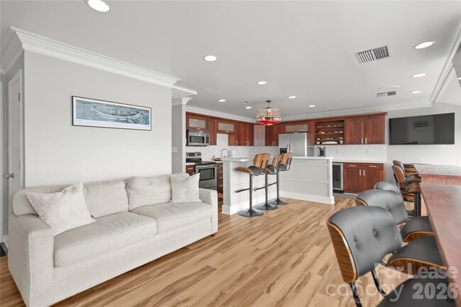 Building Photo - 4721 Morehead Rd