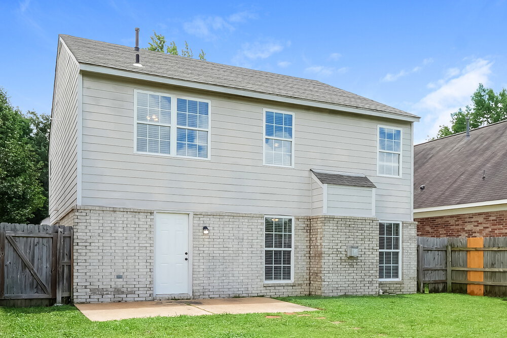 Building Photo - 7335 Red Maple Dr