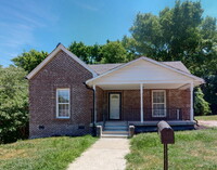Building Photo - For Rent – 3 Bed, 1.5 Bath Home Minutes fr...