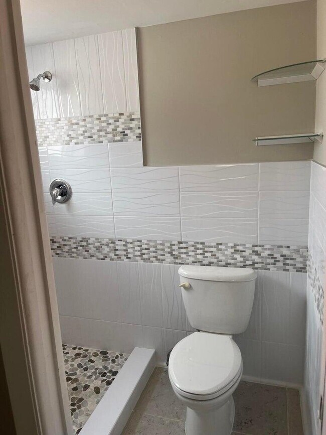 Building Photo - 325 Ocean Breeze
